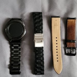 Samsung Gear S2 Classic Smart Watch 40MM